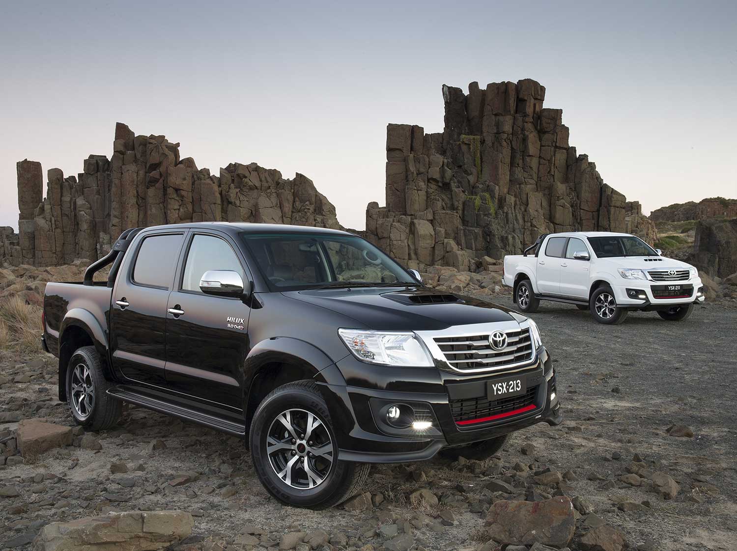 toyota hilux seat covers